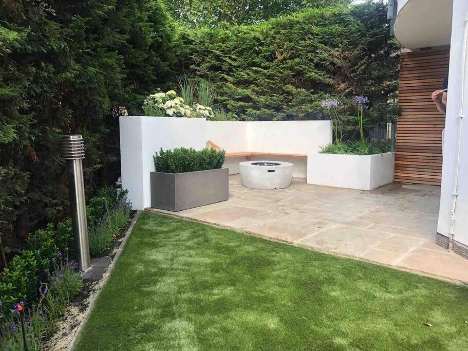 •Mangohauslondon• •Airconditioned•Garden•Fire Pit• מראה חיצוני תמונה