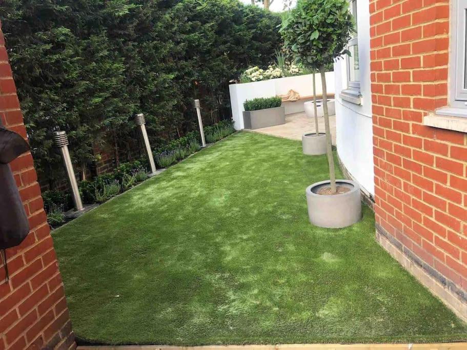 •Mangohauslondon• •Airconditioned•Garden•Fire Pit• מראה חיצוני תמונה