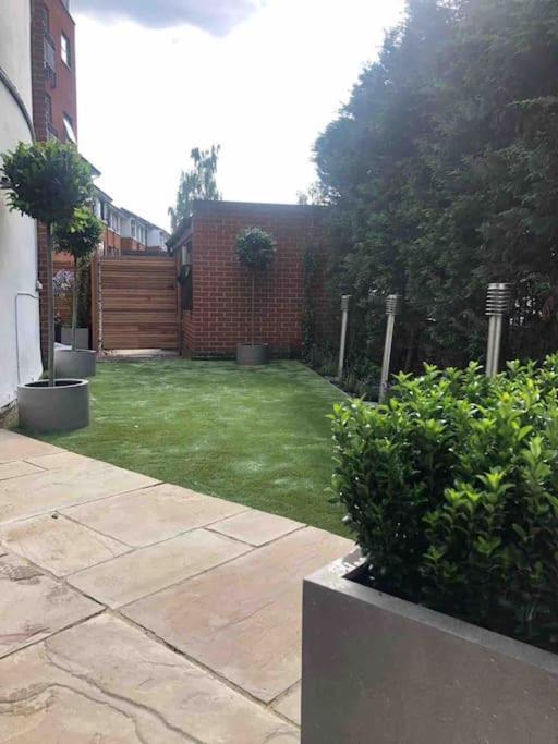•Mangohauslondon• •Airconditioned•Garden•Fire Pit• מראה חיצוני תמונה